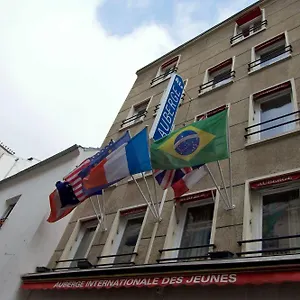 Internationale Des Jeunes Albergue